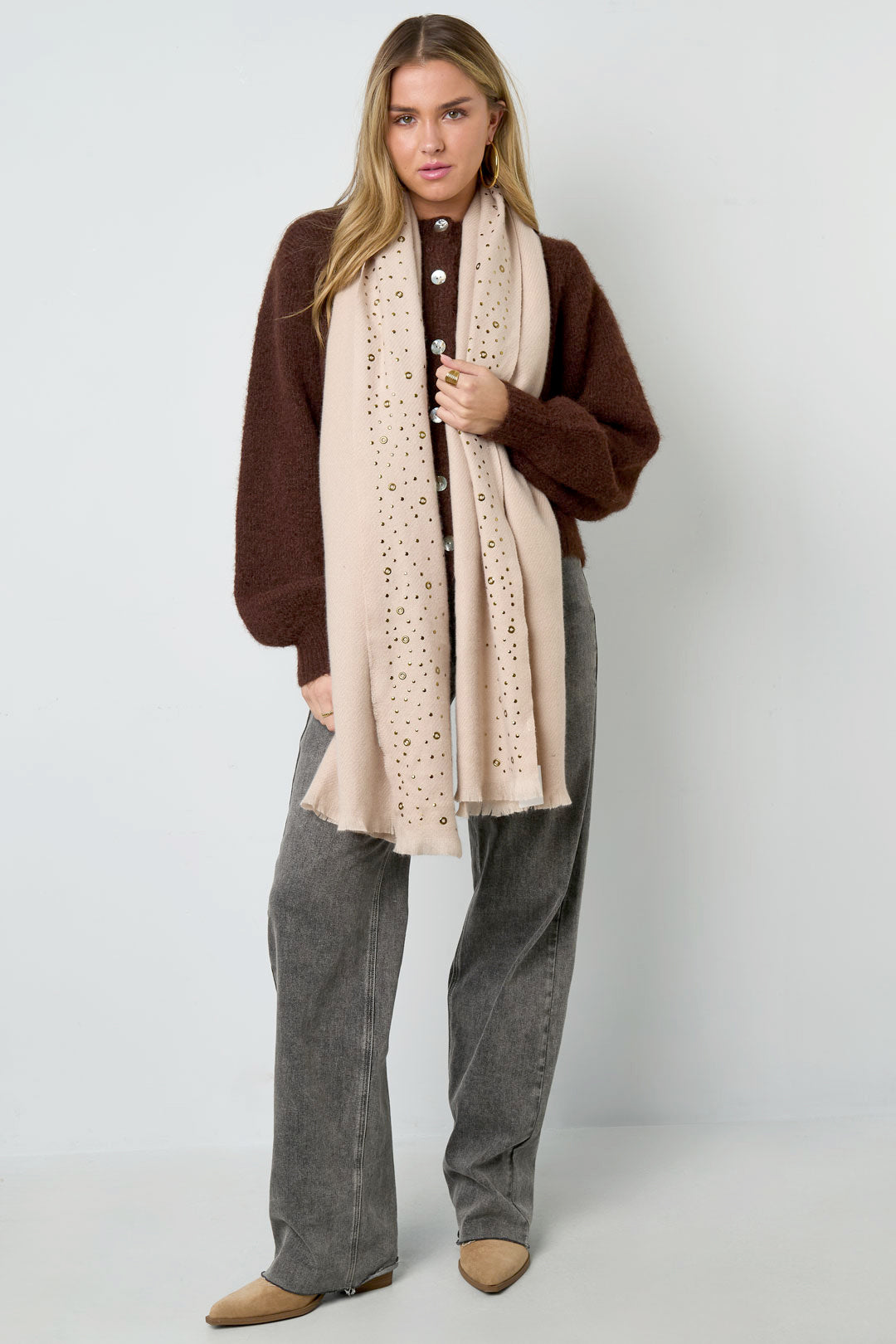 Wintersjaal met steentjes