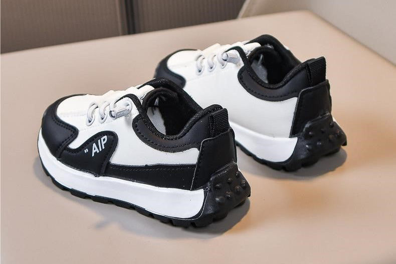 Sportieve leren kinderschoenen met antislip zool