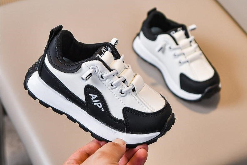 Sportieve leren kinderschoenen met antislip zool