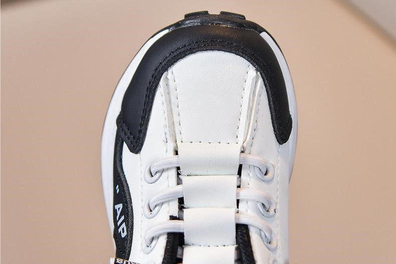 Sportieve leren kinderschoenen met antislip zool